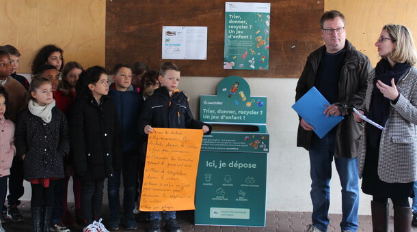 Eco-mobilier école Jules-Ferry Ballancourt-sur-Essonne - présentation