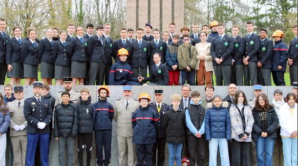 Semaine olympique et paralympique - lycée militaire Saint-Cyr - cérémonie à Colombey-les-Deux-Eglises