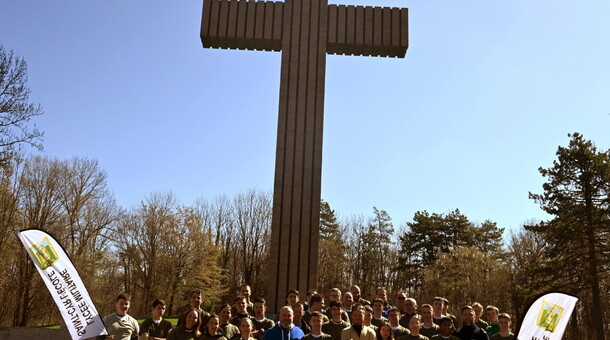 Semaine olympique et paralympique - lycée militaire Saint-Cyr - Croix de Lorraine