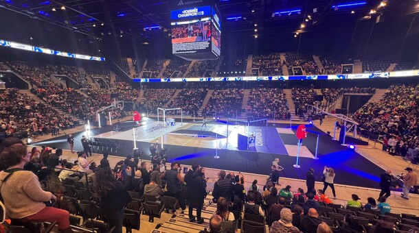 Stade Adidas Arena