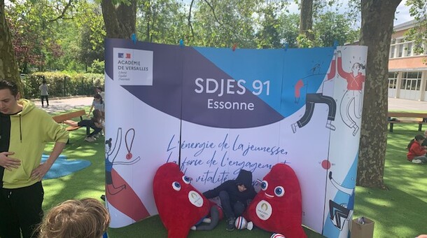 91SDJES actus mascottes olympiques 1