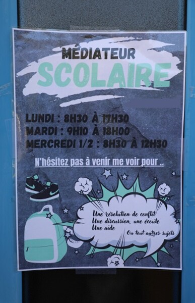 91 Médiateurs collège saint michel sur orge affiche