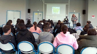 Lycée Cassin à Gonesse : conférence sur la Shoah de Stephane Amélineau