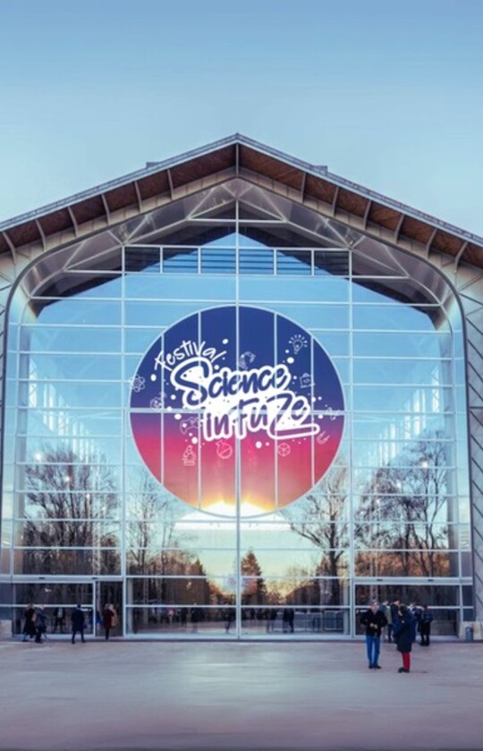 façade du hangar Y à Meudon